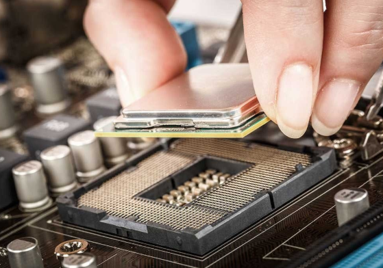 How to Build a Custom PC for Gaming 2025